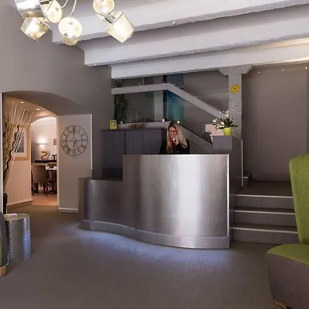 Inter-hotel Port Cassitel Otel 2*