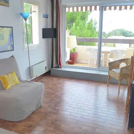 Апартаменты Apartment Les Hameaux De L'Ile Rousse.2 Бандоль